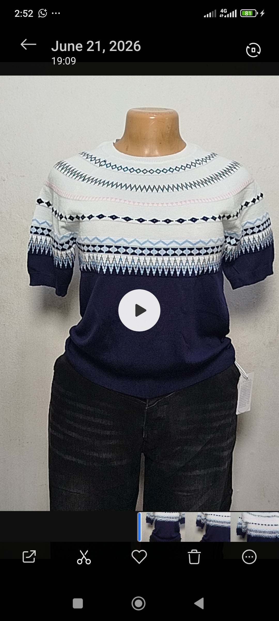 Plus-size basic Top